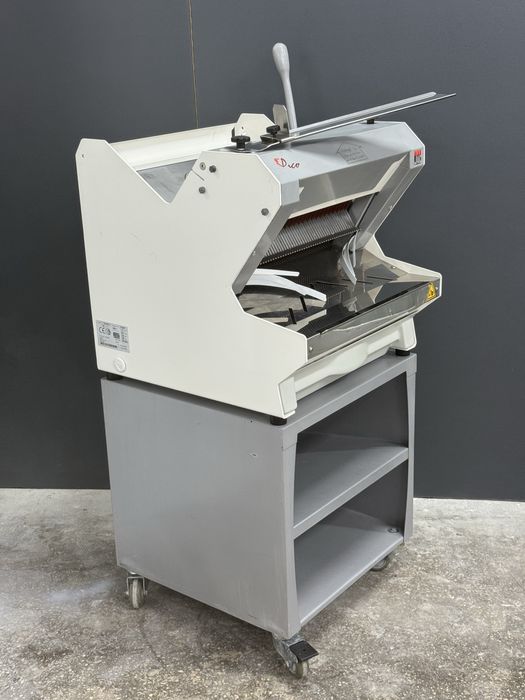 Хліборізка, хліборізальна машина Jac MJM 450/9