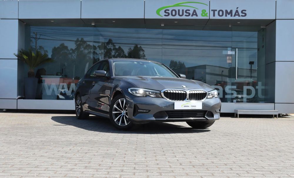 BMW 330 i Aut. Sport Line