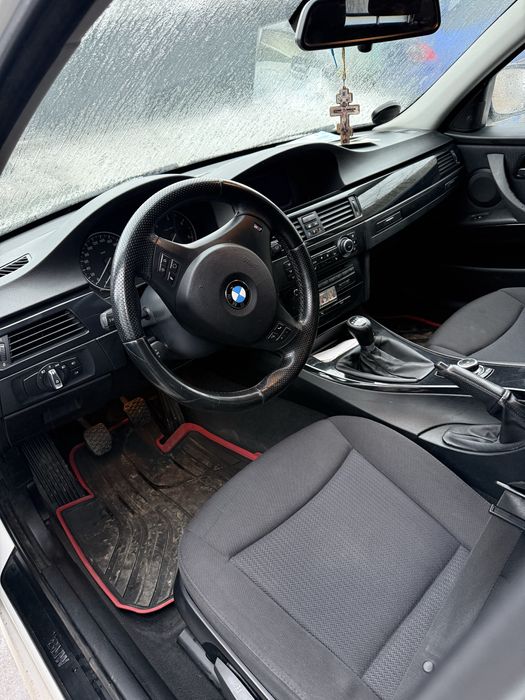 Разборка bmw e90 е91 е91 авторозборка шрот запчасти e90 e91 e92 розбор