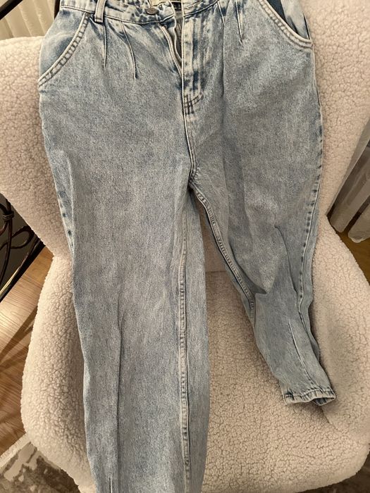 джинси світлого відтінку