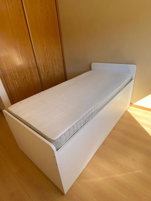 Cama de solteiro SLÃKT IKEA