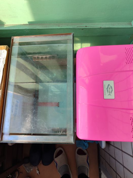 Акваріуми для рибок