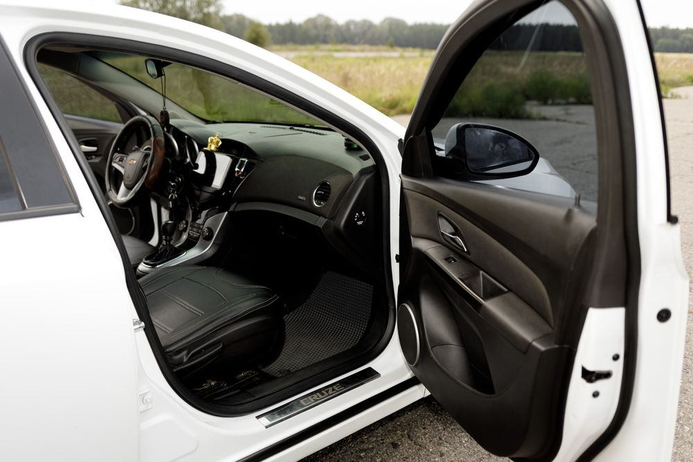 Chevrolet Cruze  2012