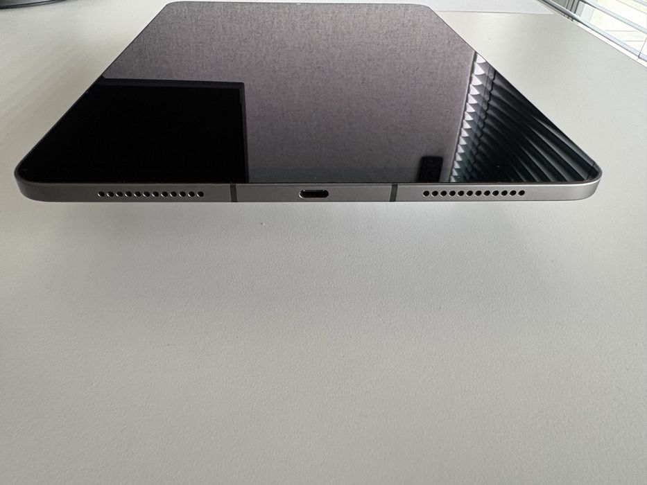 Apple iPad Air 5gen M1 64GB WiFi + Cellular A2589