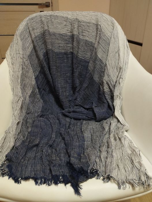 Шарф з Італії,  палантин