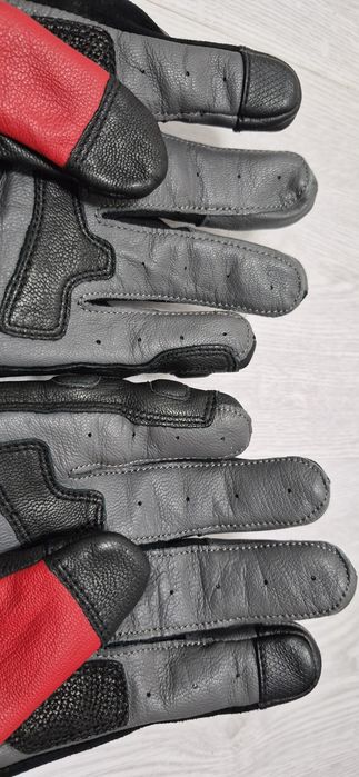 [Novas] Luvas em pele e ventiladas Dane