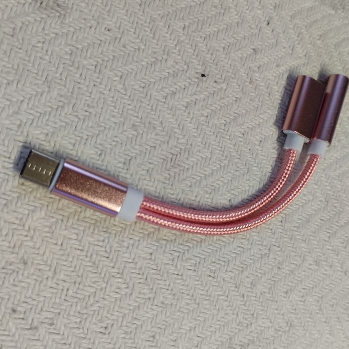 Przejściówka typu C zapraszam do zakupu pozdrawiam