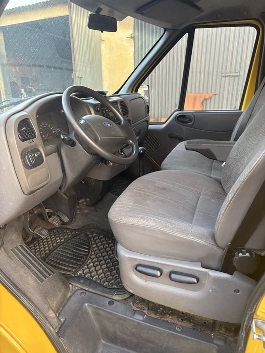Ford transit 2005