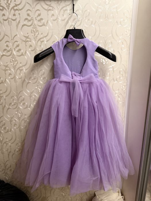 Нарядное фатиновое платье пышное 5-6 лет с дефектами даром фиолетовое