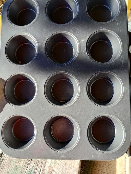 Продам металлические формы для кексов из хлебопечки