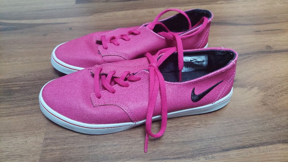 Buty dziewczęce Nike