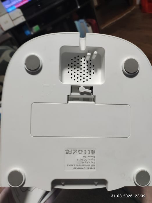Автомат  кормушку для кошек и собак FUKUMARU с WiFi