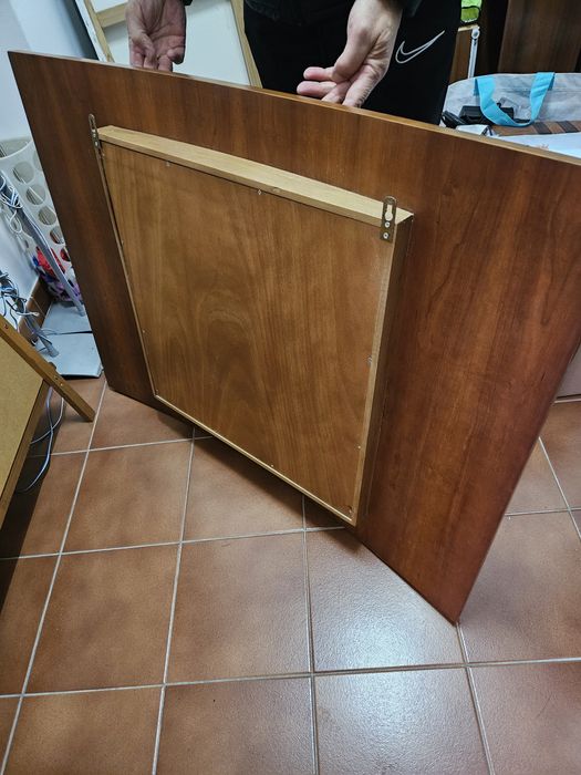 Espelho Com moldura em cerejeira