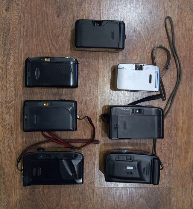 Лот плівкових фотоапаратів