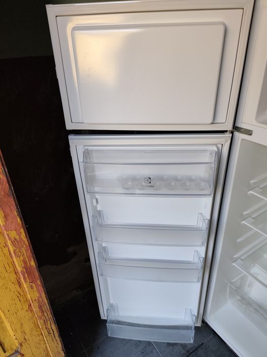 Lodówka do zabudowy Electrolux stan bdb