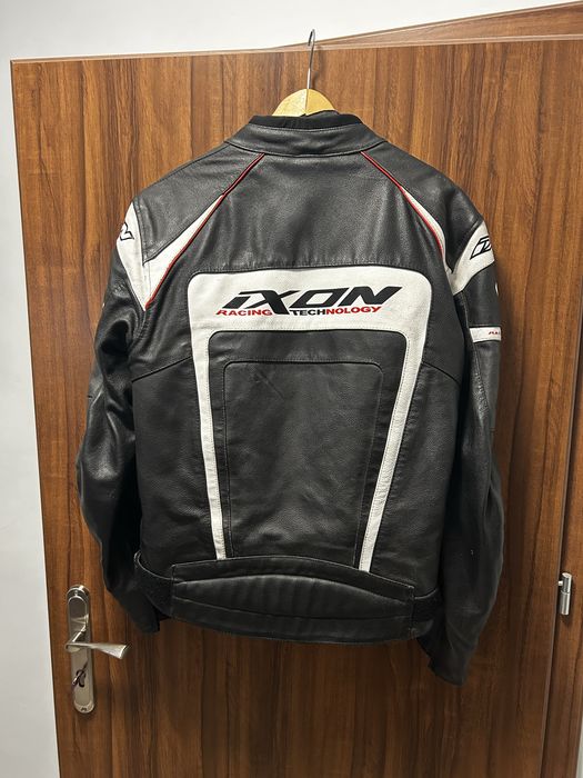 Skórzany kombinezon na motor firmy IXON