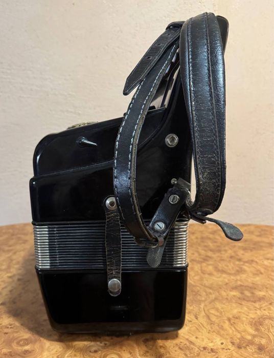 Баян Royal Standard