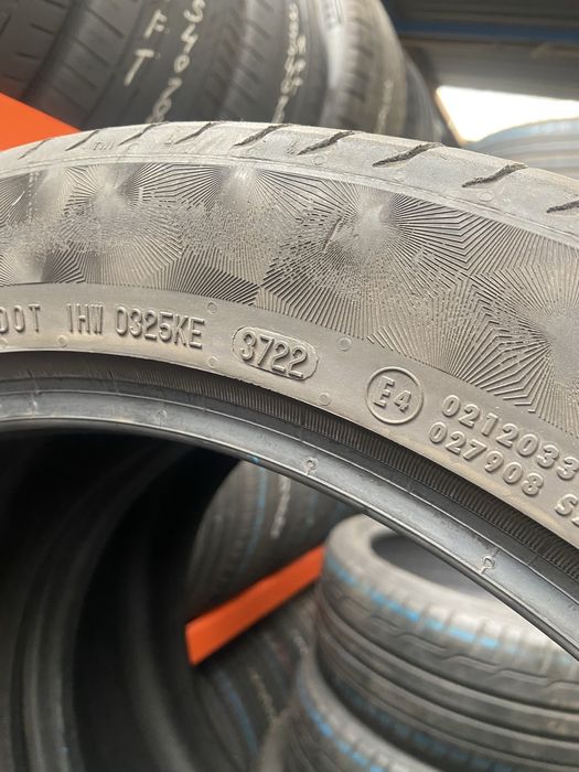 Pneus 245 / 45 R 19 Continental