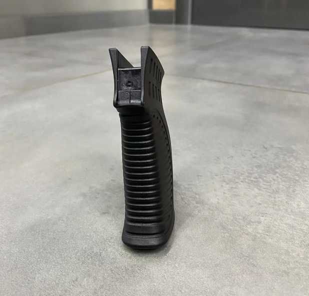 Пістолетна рукоятка Чорна на AK47 АК74 АКСУ та інші DLG Турція рукоять до автомата тюнинг з відсіком