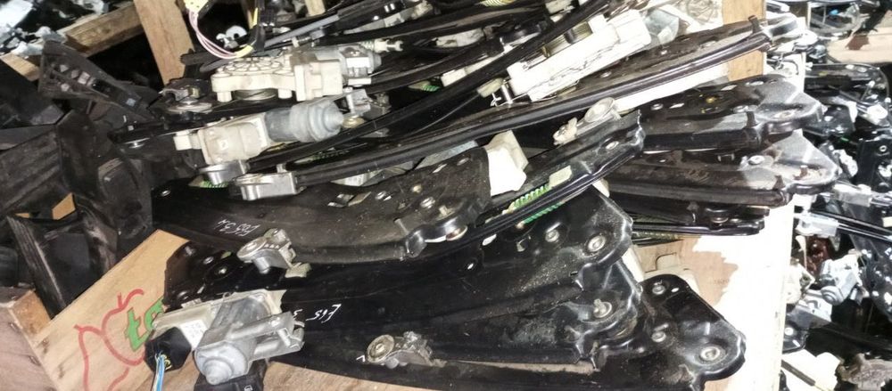 Склопідйомник БМВ Е53 Е60 Е65 Е66 Е70 Е90 Ф01 Ф10 Ф30 Стеклоподемник