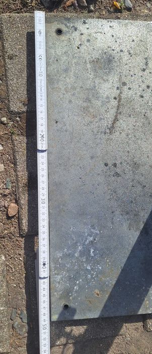 Stojak na parasol ogrodowy stalowy ocynkowany na balkon do ogrodu.