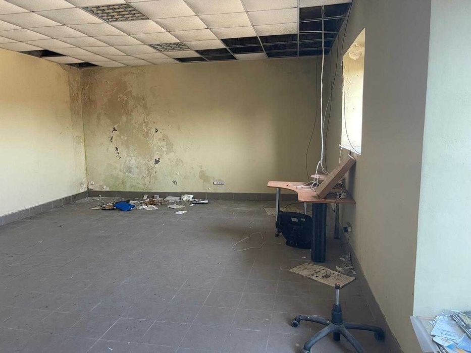 Нерухомість під склади або виробництво в 40 км від Києва