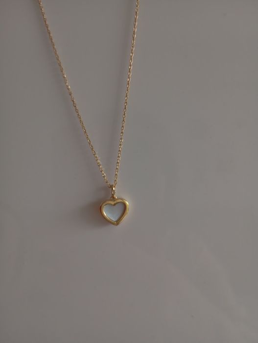 Pozłacane serduszko z różyczką Ania Kruk ostateczna cena