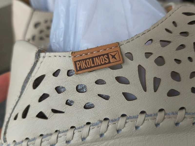 Kremowe ażurowe buty ecru skórzane Pikolinos