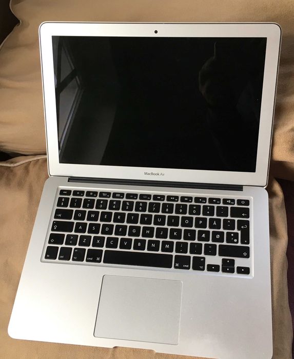 MacBookAir 13' 2015 8gb/128 ssd