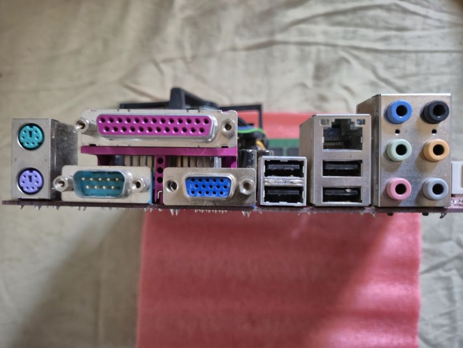 Conjunto MotherBoard + Cpu + RAM + Placa gráfica