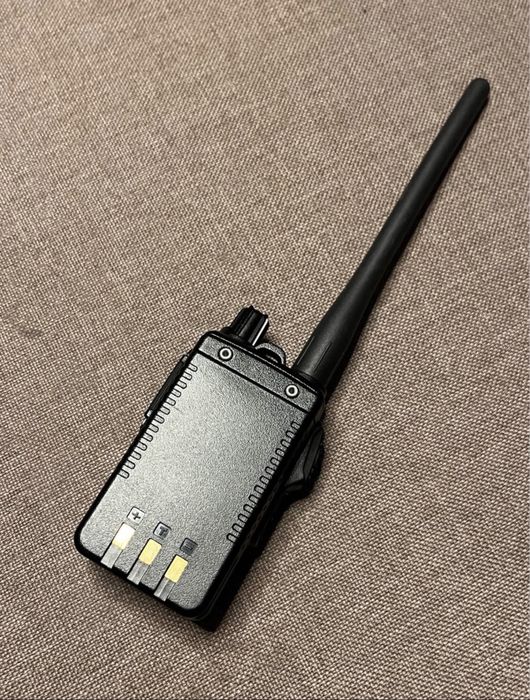 Raditelefon YEASU FT-4XE  VHF/UHF 5W