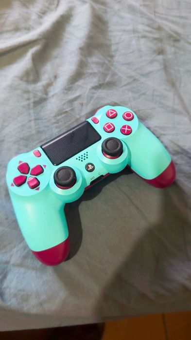 Vendo Ps4 mais jogo