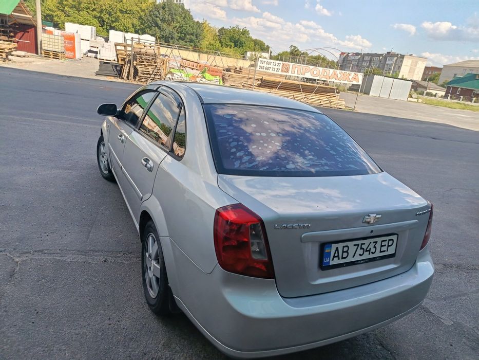 Продам гарне Лачеті