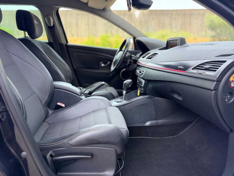RENAULT MEGANE GT LINE