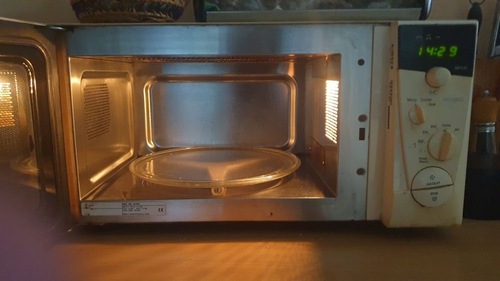 Kuchenka mikrofalowa