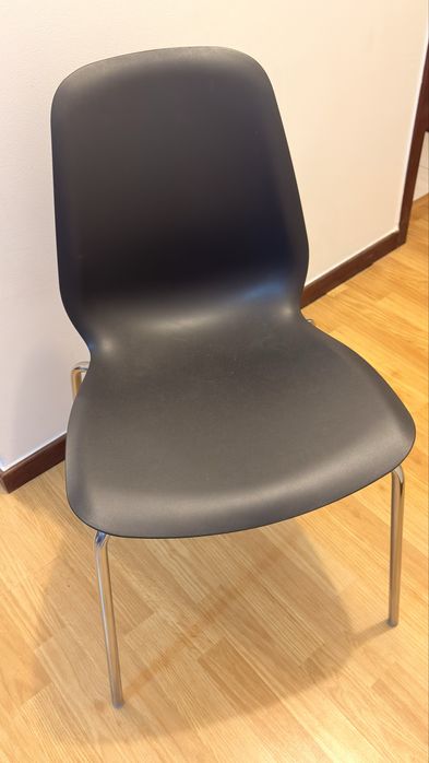 Conjunto de 4 cadeiras