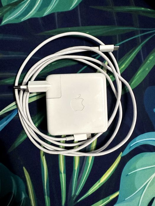 MacBook Pro 13’ A1708 i7 2,4GHz 16GB 1T