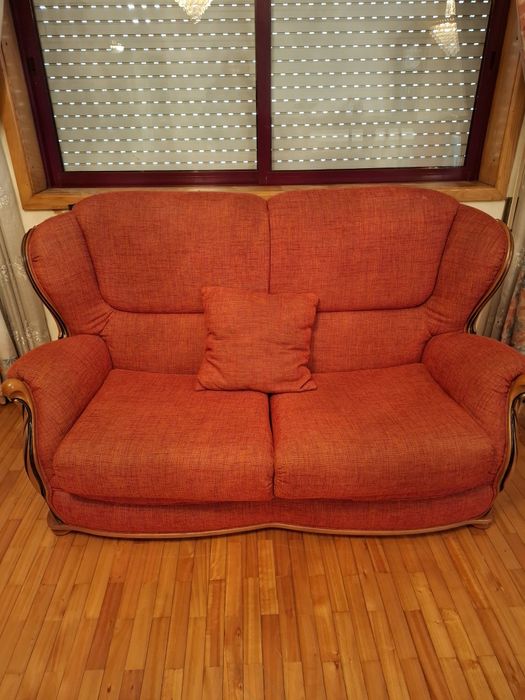 2 sofás e 2 cadeirões