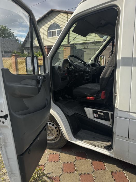 Sprinter 216.     .