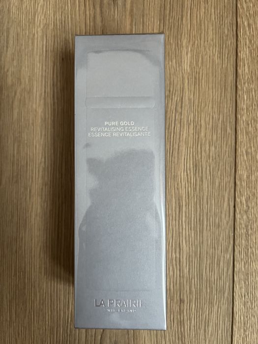 La Prairie pure gold essence