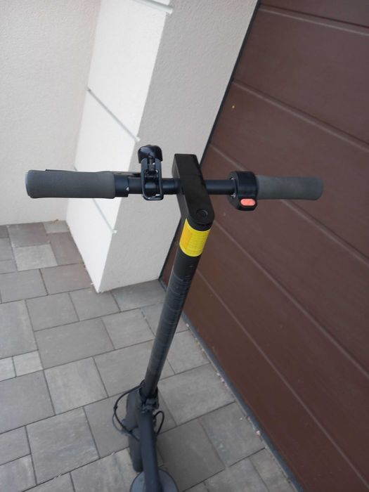 Hulajnoga elektryczna xiaomi mi electric scooter essential