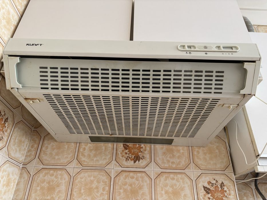 Exaustor branco KUNFT