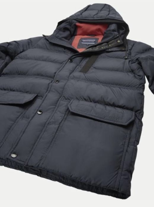 Оригінальний зимовий пуховик Tommy Hilfiger. Розмір:3XL, 5XL