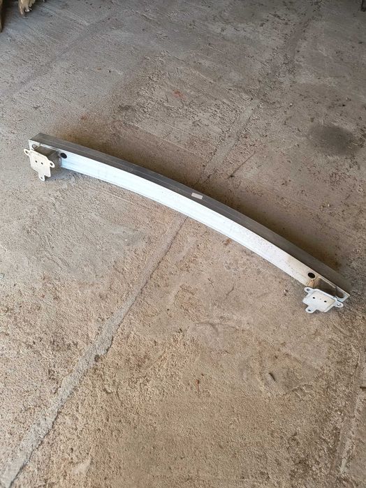 Belka tylna Chrysler Pacifica 2019