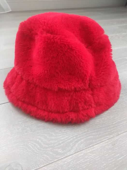 Тепла пухнаста Панама шапка червона хутряний капелюх