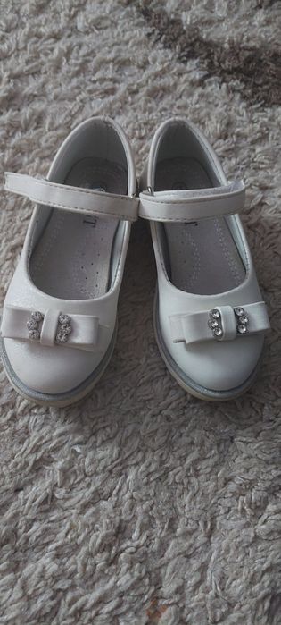 Туфли и сандали для девочки