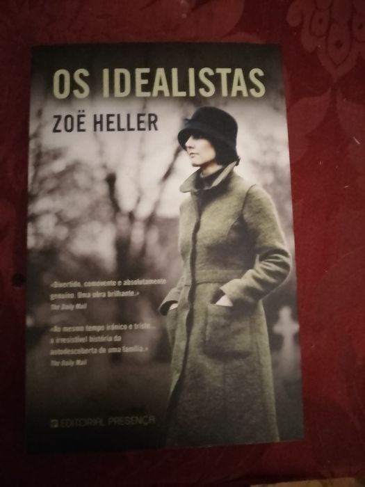 O claro Vermelho-Poemas-R.R.Santos-35-1e.12E-Blusa Homem zara2EDesde2E