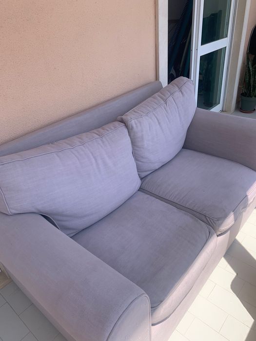 DOIS SOFÁS - diferentes tamanhos