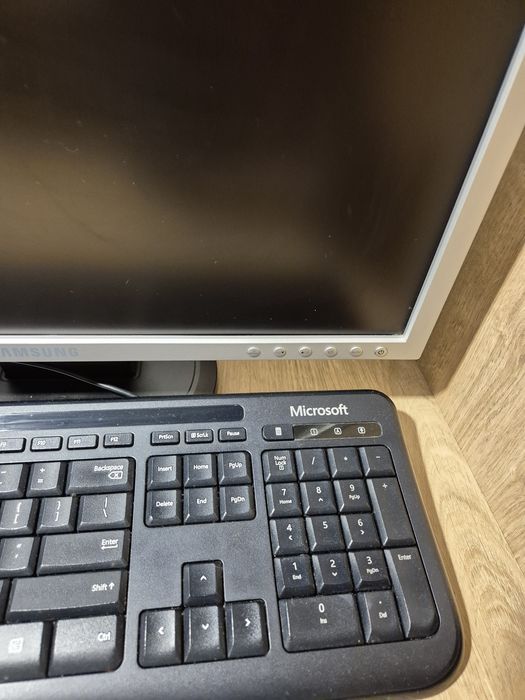 Komputer stacjonarny Dell Optiplex 780