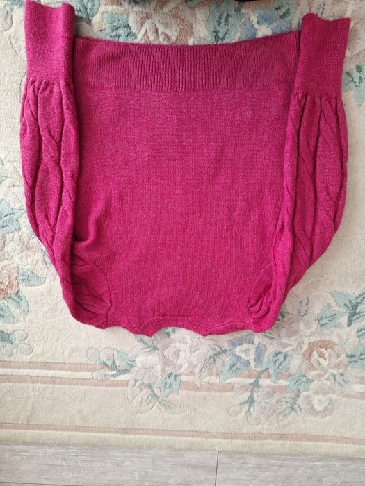 Sweter z koralikami Mohito XXS
